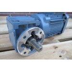 138 RPM 0,37 KW Asmaat 20 mm IE3. Unused